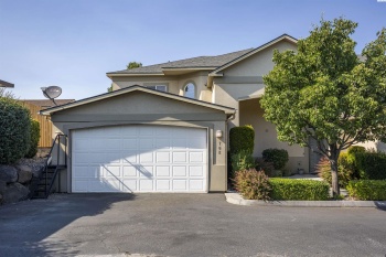 Canyon St, Richland, Washington 99352, 4 Bedrooms Bedrooms, ,3 BathroomsBathrooms,Town House,For Sale,Canyon St,277618