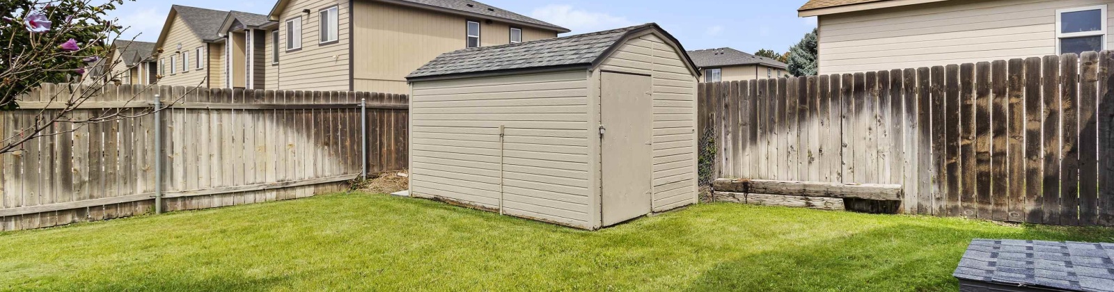 21st Court, Kennewick, Washington 99337, 3 Bedrooms Bedrooms, ,2 BathroomsBathrooms,Site Built-owned Lot,For Sale,21st Court,277734