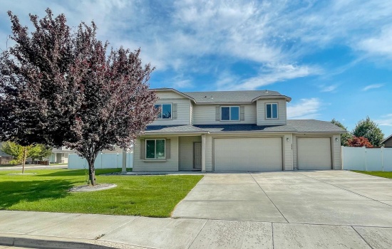 Timberline Drive, West Richland, Washington 99353, 4 Bedrooms Bedrooms, ,3 BathroomsBathrooms,Site Built-owned Lot,For Sale,Timberline Drive,277773