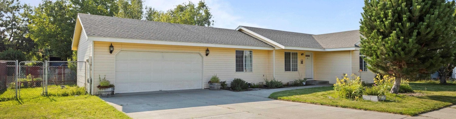 Williams St, Kennewick, Washington 99336, 3 Bedrooms Bedrooms, ,2 BathroomsBathrooms,Site Built-owned Lot,For Sale,Williams St,277862