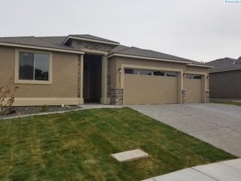 Chinook, Richland, Washington 99352, 3 Bedrooms Bedrooms, ,2 BathroomsBathrooms,Site Built-owned Lot,For Rent,Chinook,278029