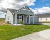 Pearl, Grandview, Washington 98930, 3 Bedrooms Bedrooms, ,2 BathroomsBathrooms,Site Built-owned Lot,For Sale,Pearl,278111