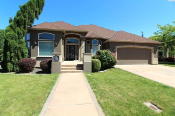 Clovernook Street, Richland, Washington 99352, 4 Bedrooms Bedrooms, ,5 BathroomsBathrooms,Site Built-owned Lot,For Rent,Clovernook Street,278263