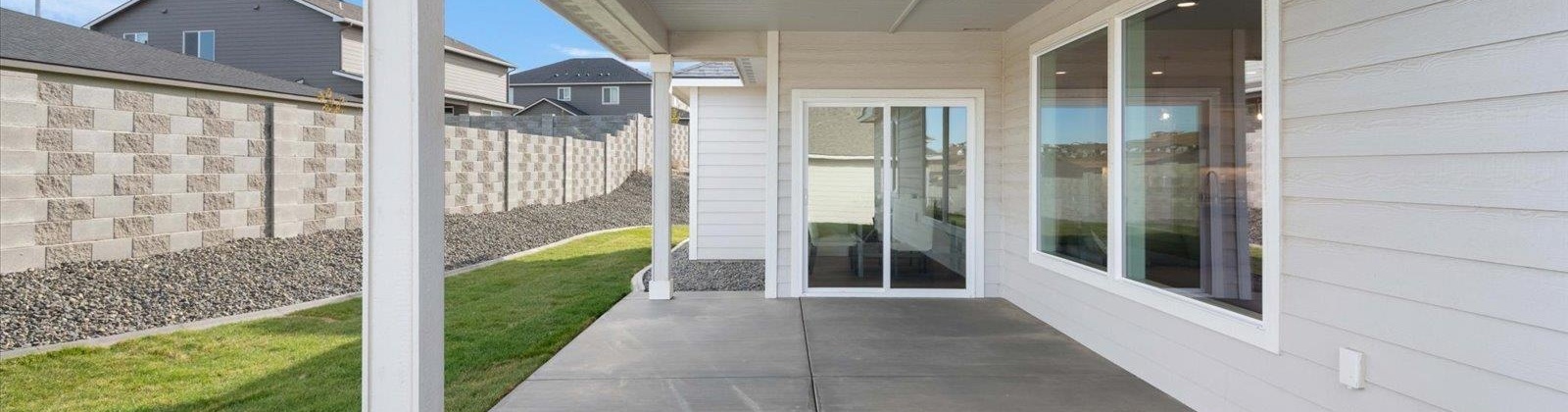 34th Pl, Kennewick, Washington 99338, 3 Bedrooms Bedrooms, ,2 BathroomsBathrooms,Site Built-owned Lot,For Sale,34th Pl,278299