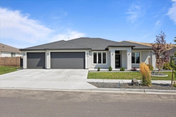 Barbera Street, Richland, Washington 99352, 3 Bedrooms Bedrooms, ,3 BathroomsBathrooms,Site Built-owned Lot,For Sale,Barbera Street,278303