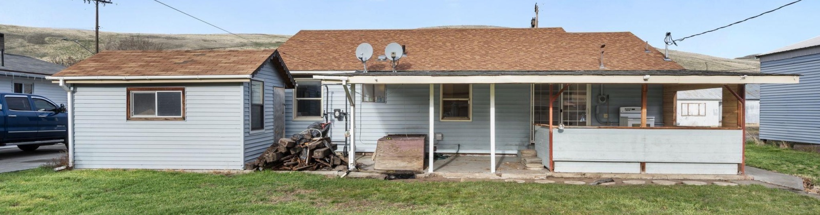 Columbia Street, Pomeroy, Washington 99347, 3 Bedrooms Bedrooms, ,1 BathroomBathrooms,Site Built-owned Lot,For Sale,Columbia Street,272931