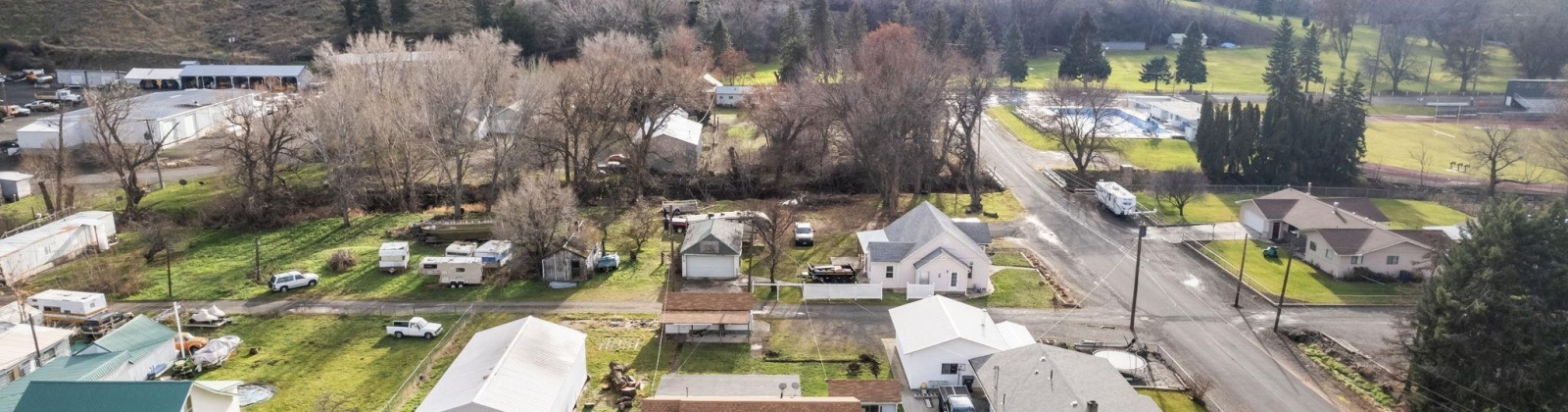 Columbia Street, Pomeroy, Washington 99347, 3 Bedrooms Bedrooms, ,1 BathroomBathrooms,Site Built-owned Lot,For Sale,Columbia Street,272931