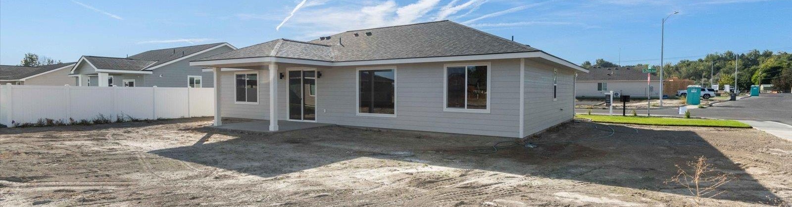 26th Ave, Kennewick, Washington 99337, 3 Bedrooms Bedrooms, ,2 BathroomsBathrooms,Site Built-owned Lot,For Sale,26th Ave,278348