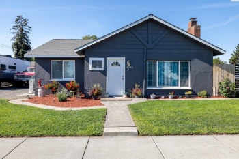 4th Ave, Kennewick, Washington 99336, 3 Bedrooms Bedrooms, ,1 BathroomBathrooms,Site Built-owned Lot,For Sale,4th Ave,278392