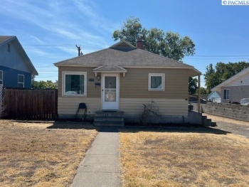 2nd Ave, Kennewick, Washington 99336, 2 Bedrooms Bedrooms, ,1 BathroomBathrooms,Site Built-owned Lot,For Sale,2nd Ave,278486