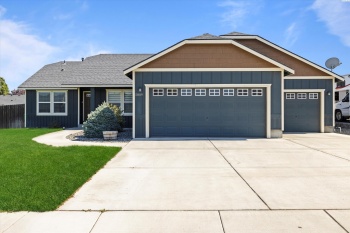 Robert Wayne Dr, Pasco, Washington 99301, 3 Bedrooms Bedrooms, ,2 BathroomsBathrooms,Site Built-owned Lot,For Sale,Robert Wayne Dr,278505