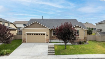 14th Avenue, Kennewick, Washington 99338, 4 Bedrooms Bedrooms, ,3 BathroomsBathrooms,Site Built-owned Lot,For Sale,14th Avenue,278575