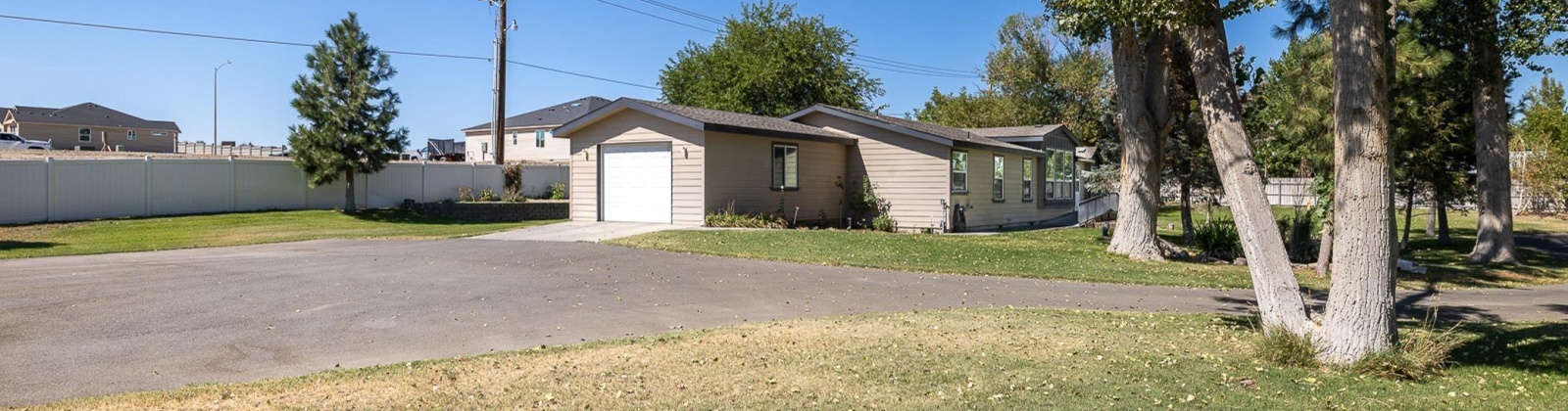 Woodford Lane, West Richland, Washington 99353, 3 Bedrooms Bedrooms, ,2 BathroomsBathrooms,Manufactured-owned Lot,For Sale,Woodford Lane,278598