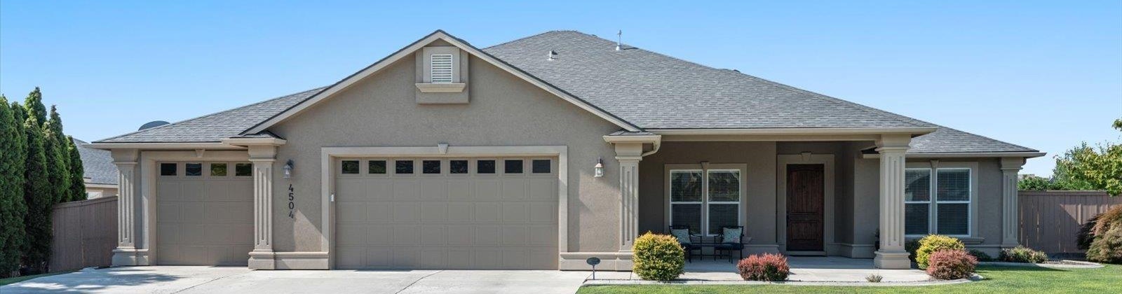 Bermuda Dunes Dr, Pasco, Washington 99301, 4 Bedrooms Bedrooms, ,3 BathroomsBathrooms,Site Built-owned Lot,For Sale,Bermuda Dunes Dr,277437