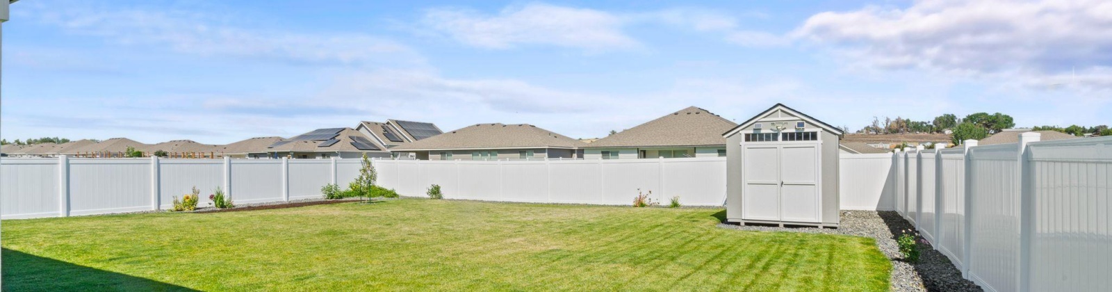 Kendall Rd NW, Benton City, Washington 99320, 3 Bedrooms Bedrooms, ,2 BathroomsBathrooms,Site Built-owned Lot,For Sale,Kendall Rd NW,278642