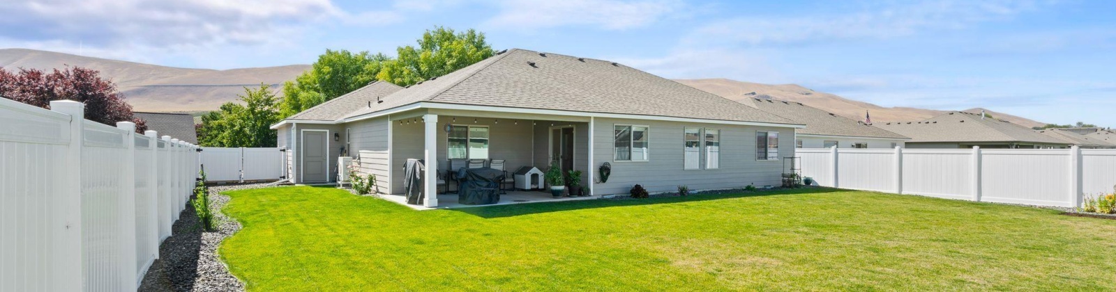 Kendall Rd NW, Benton City, Washington 99320, 3 Bedrooms Bedrooms, ,2 BathroomsBathrooms,Site Built-owned Lot,For Sale,Kendall Rd NW,278642