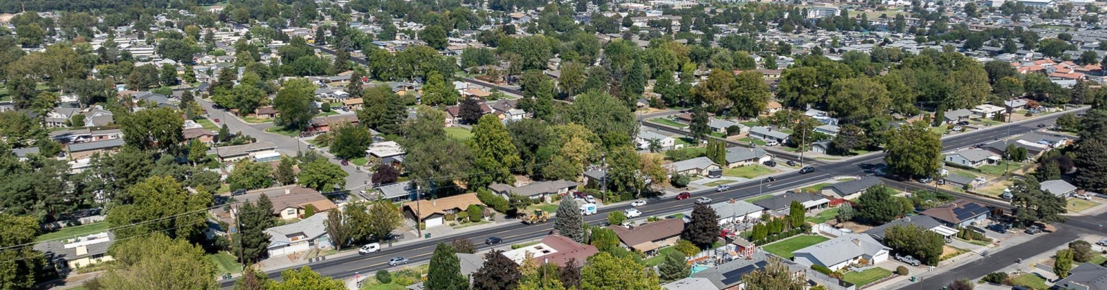 11th Ave, Kennewick, Washington 99337, 5 Bedrooms Bedrooms, ,2 BathroomsBathrooms,Site Built-owned Lot,For Sale,11th Ave,278747