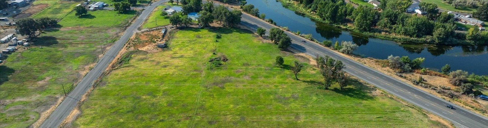 Van Giesen St, Richland, Washington 99354, 7 Bedrooms Bedrooms, ,3 BathroomsBathrooms,Site Built-owned Lot,For Sale,Van Giesen St,278743