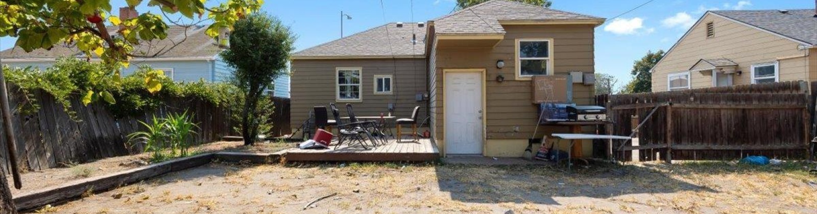 3rd Ave, Kennewick, Washington 99336-4033, 2 Bedrooms Bedrooms, ,1 BathroomBathrooms,Site Built-owned Lot,For Sale,3rd Ave,278787