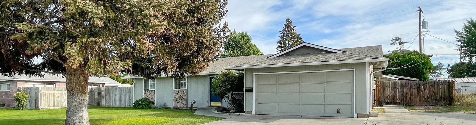 Deschutes Avenue, Kennewick, Washington 99336, 3 Bedrooms Bedrooms, ,2 BathroomsBathrooms,Site Built-owned Lot,For Sale,Deschutes Avenue,278837