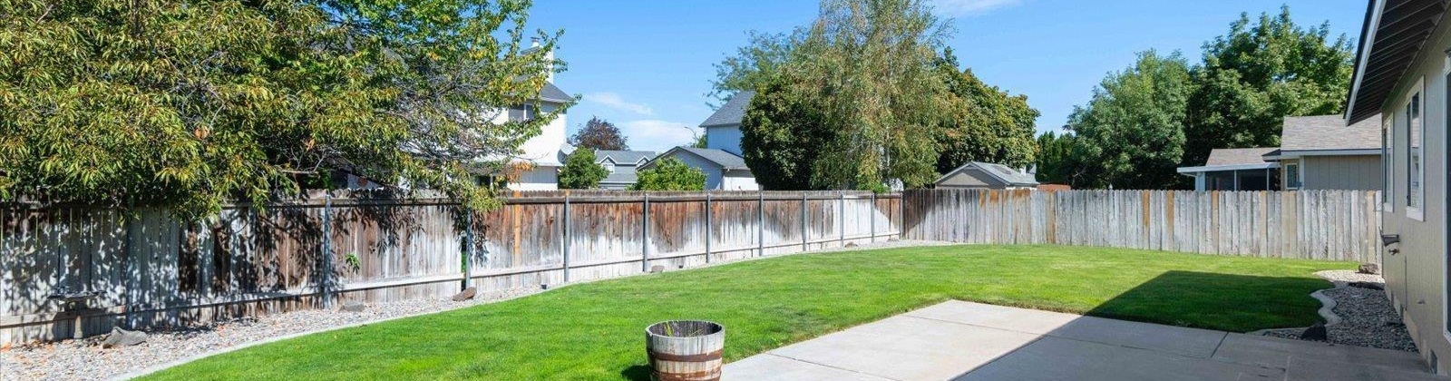 6th Pl, Kennewick, Washington 99336, 3 Bedrooms Bedrooms, ,2 BathroomsBathrooms,Site Built-owned Lot,For Sale,6th Pl,278875