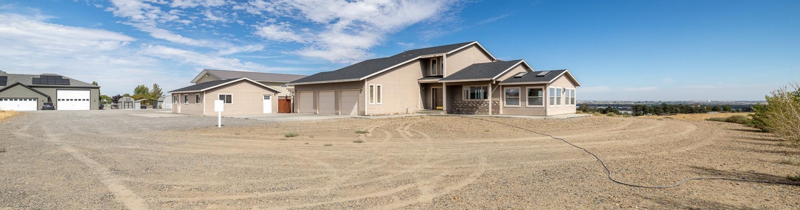 Ironton, West Richland, Washington 99353, 3 Bedrooms Bedrooms, ,4 BathroomsBathrooms,Site Built-owned Lot,For Sale,Ironton,278857