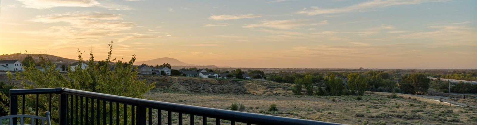 Canyon Street, Richland, Washington 99352, 4 Bedrooms Bedrooms, ,3 BathroomsBathrooms,Site Built-owned Lot,For Sale,Canyon Street,278887