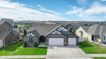 32nd Avenue, Kennewick, Washington 99338, 3 Bedrooms Bedrooms, ,2 BathroomsBathrooms,Site Built-owned Lot,For Sale,32nd Avenue,278918