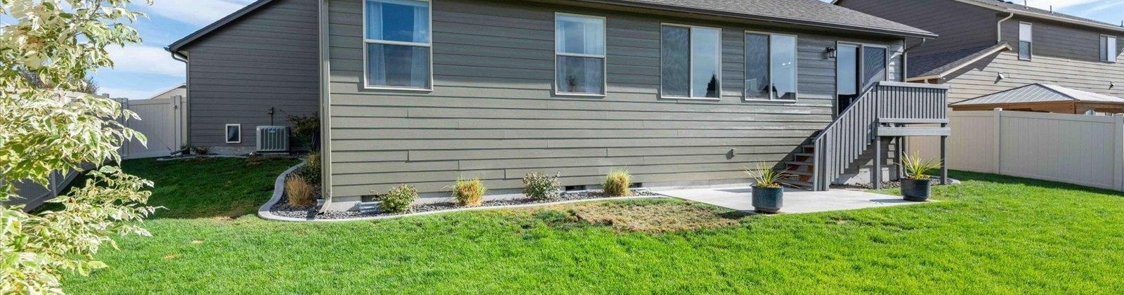 32nd Avenue, Kennewick, Washington 99338, 3 Bedrooms Bedrooms, ,2 BathroomsBathrooms,Site Built-owned Lot,For Sale,32nd Avenue,278918