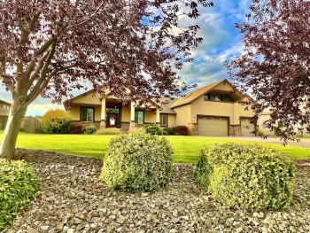 Summit View Dr, Kennewick, Washington 99338, 3 Bedrooms Bedrooms, ,3 BathroomsBathrooms,Site Built-owned Lot,For Sale,Summit View Dr,278934