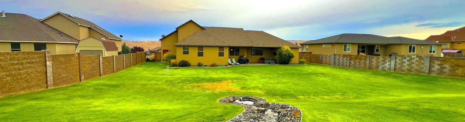 Summit View Dr, Kennewick, Washington 99338, 3 Bedrooms Bedrooms, ,3 BathroomsBathrooms,Site Built-owned Lot,For Sale,Summit View Dr,278934