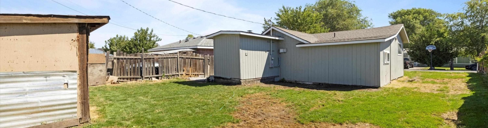 Rainier Pl., Kennewick, Washington 99337, 2 Bedrooms Bedrooms, ,1 BathroomBathrooms,Site Built-owned Lot,For Sale,Rainier Pl.,277951