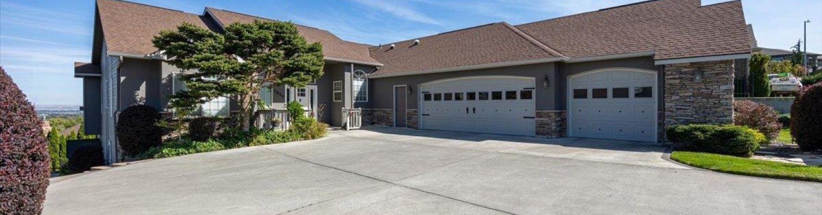 Kellogg Street, Kennewick, Washington 99338, 4 Bedrooms Bedrooms, ,3 BathroomsBathrooms,Site Built-owned Lot,For Sale,Kellogg Street,278952