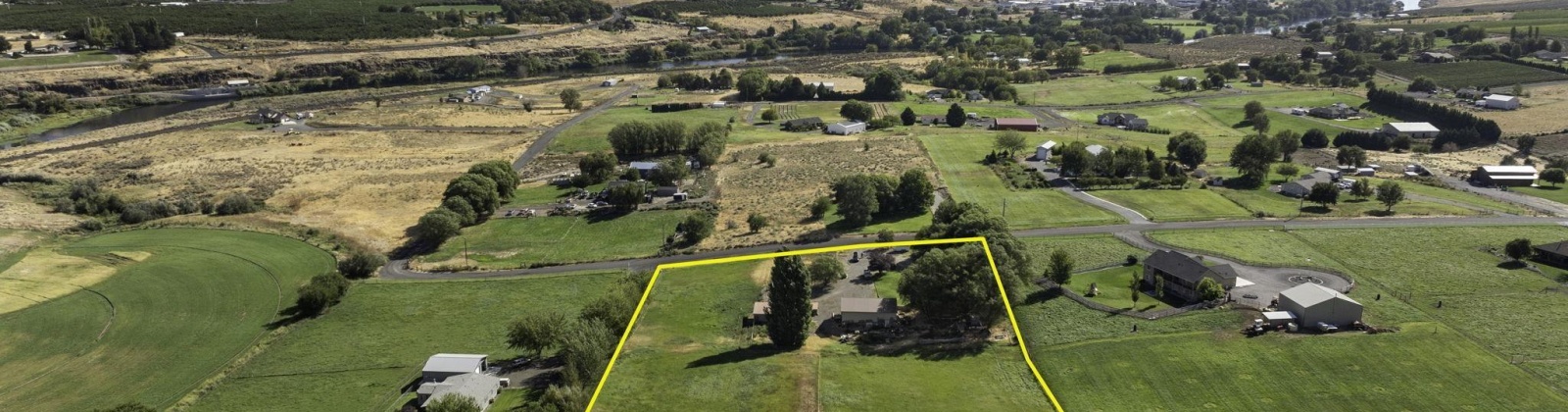 140 PR NW, Benton City, Washington 99320, 3 Bedrooms Bedrooms, ,2 BathroomsBathrooms,Manufactured-owned Lot,For Sale,140 PR NW,278998