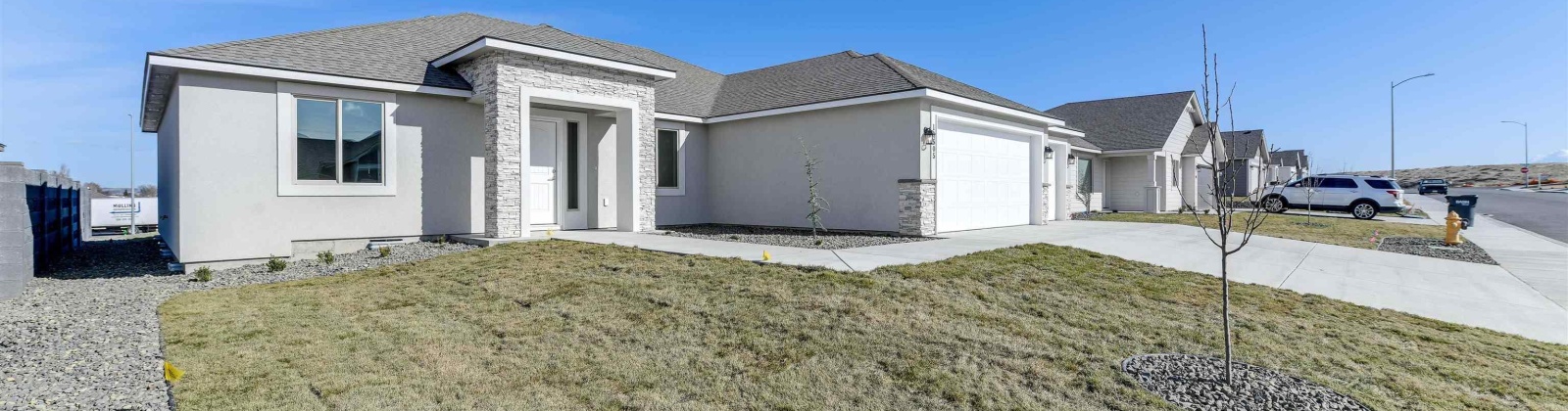 Silverbright Dr, Pasco, Washington 99301, 4 Bedrooms Bedrooms, ,2 BathroomsBathrooms,Site Built-owned Lot,For Sale,Silverbright Dr,276244