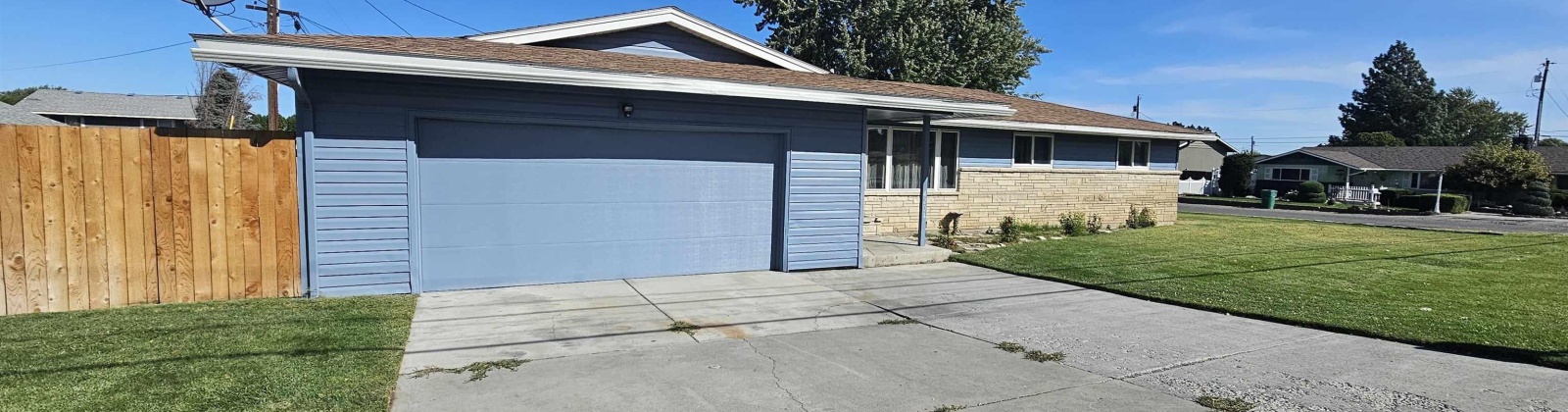 4th Ave, Kennewick, Washington 99336, 3 Bedrooms Bedrooms, ,2 BathroomsBathrooms,Site Built-owned Lot,For Rent,4th Ave,279022