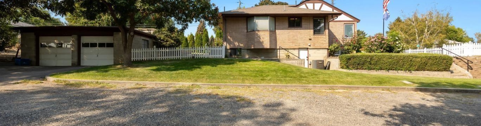 19th Ave, Kennewick, Washington 99337, 4 Bedrooms Bedrooms, ,2 BathroomsBathrooms,Site Built-owned Lot,For Sale,19th Ave,279033