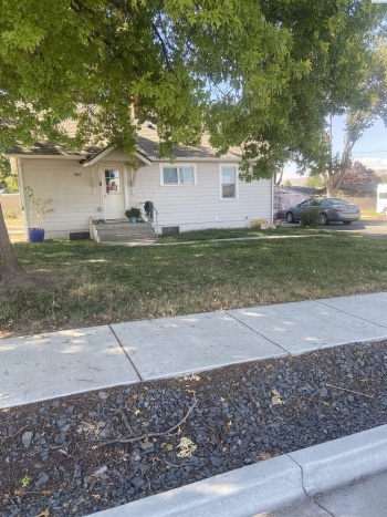 10th Street, Lewiston, Idaho 83501, 3 Bedrooms Bedrooms, ,2 BathroomsBathrooms,Site Built-owned Lot,For Sale,10th Street,279157