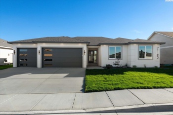 35th Ave, Kennewick, Washington 99338, 3 Bedrooms Bedrooms, ,2 BathroomsBathrooms,Site Built-owned Lot,For Sale,35th Ave,279153