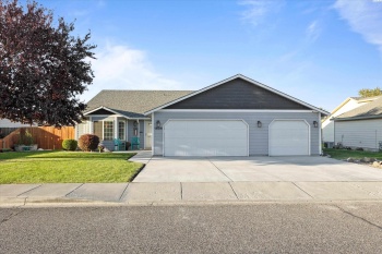 39th avenue, Kennewick, Washington 99337, 3 Bedrooms Bedrooms, ,2 BathroomsBathrooms,Site Built-owned Lot,For Sale,39th avenue,279167