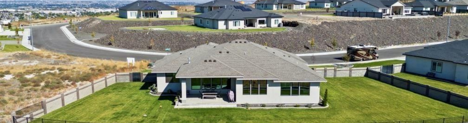 Elma, Kennewick, Washington 99338, 3 Bedrooms Bedrooms, ,3 BathroomsBathrooms,Site Built-owned Lot,For Sale,Elma,279215