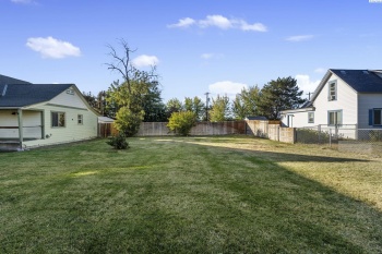 Grant Ave, Prosser, Washington 99350, ,Residential,For Sale,Grant Ave,279255