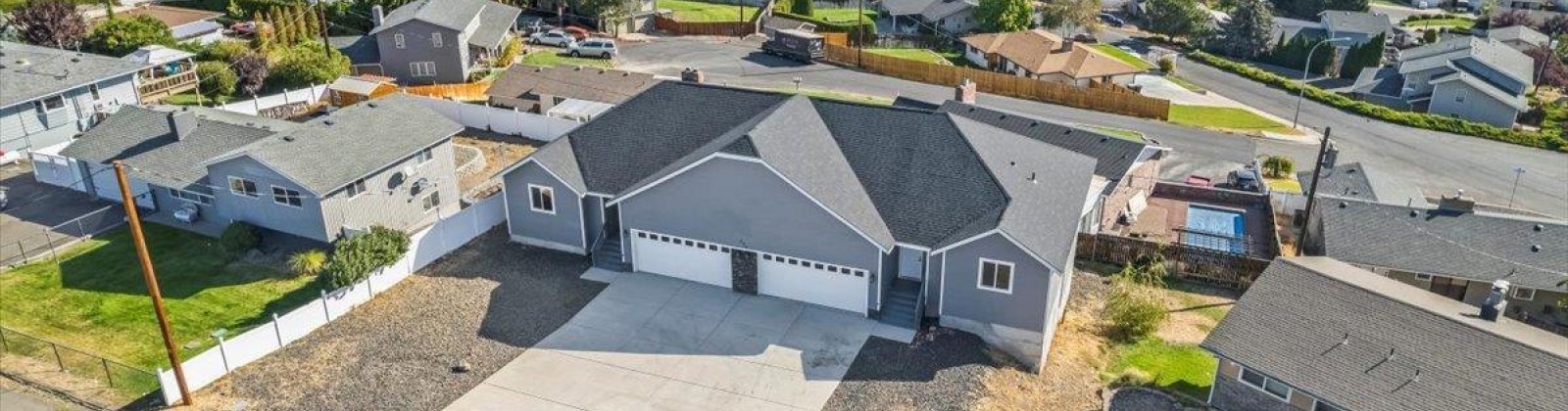 80th Ave, Yakima, Washington 98908, 6 Bedrooms Bedrooms, ,6 BathroomsBathrooms,Duplex,For Sale,80th Ave,279267