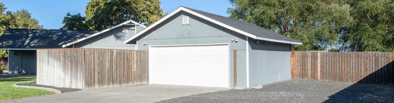 38th Pl, Kennewick, Washington 99337, 3 Bedrooms Bedrooms, ,2 BathroomsBathrooms,Site Built-owned Lot,For Sale,38th Pl,279306