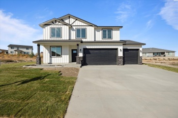 Makah Ct., Richland, Washington 99352, 4 Bedrooms Bedrooms, ,3 BathroomsBathrooms,Site Built-owned Lot,For Sale,Makah Ct.,279314