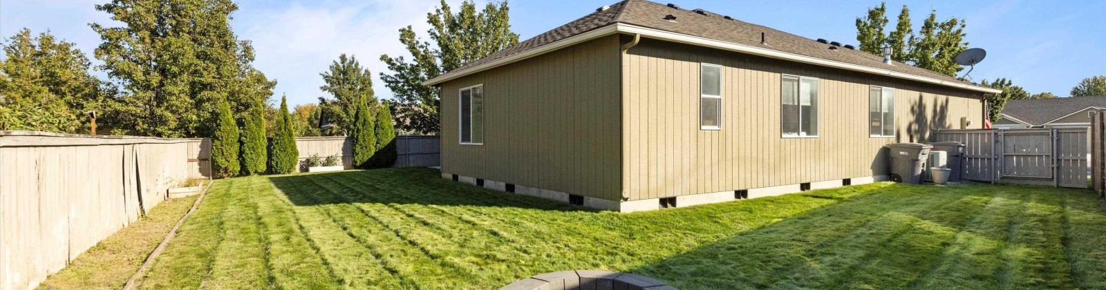 Jefferson, Kennewick, Washington 99338, 3 Bedrooms Bedrooms, ,2 BathroomsBathrooms,Site Built-owned Lot,For Sale,Jefferson,279315