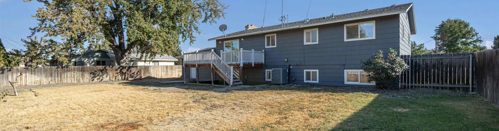 25th Ave., Kennewick, Washington 99337, 5 Bedrooms Bedrooms, ,3 BathroomsBathrooms,Site Built-owned Lot,For Sale,25th Ave.,279356