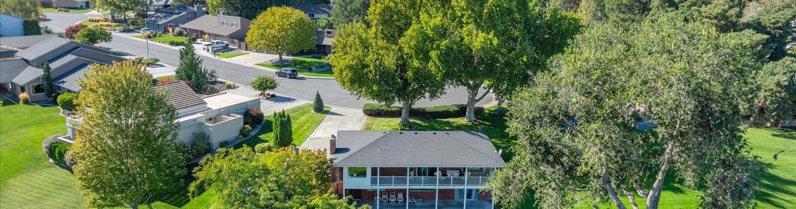 Fairwood Court, Richland, Washington 99352, 3 Bedrooms Bedrooms, ,2 BathroomsBathrooms,Site Built-owned Lot,For Sale,Fairwood Court,279391