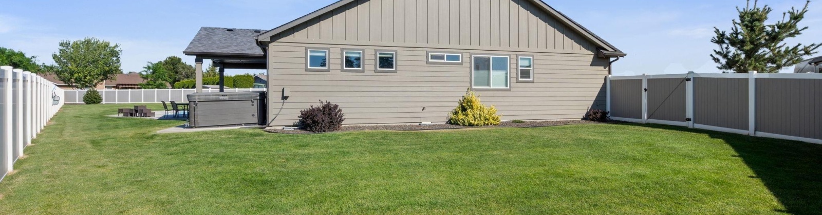 Hamilton Drive, Zillah, Washington 98953, 3 Bedrooms Bedrooms, ,3 BathroomsBathrooms,Site Built-owned Lot,For Sale,Hamilton Drive,279480