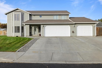 49th Avenue, Kennewick, Washington 99337, 4 Bedrooms Bedrooms, ,3 BathroomsBathrooms,Site Built-owned Lot,For Sale,49th Avenue,279532